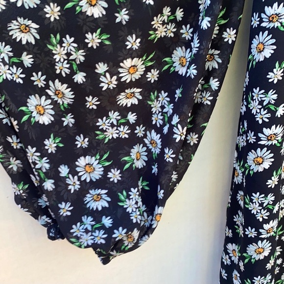 Princess Polly Womens Size 0 Delaney floral black mini dress balloon sleeves - Picture 5 of 11